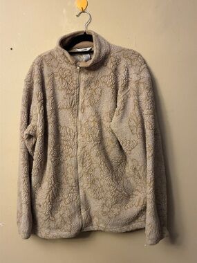 Northern Reflections Beige Sherpa Zip-Up Fleece Jacket